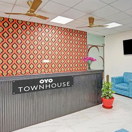 Hotel O Heritage Inn Noida Eksteriør billede