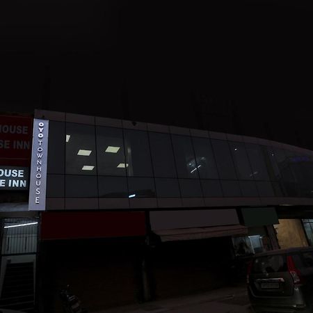 Hotel O Heritage Inn Noida Eksteriør billede