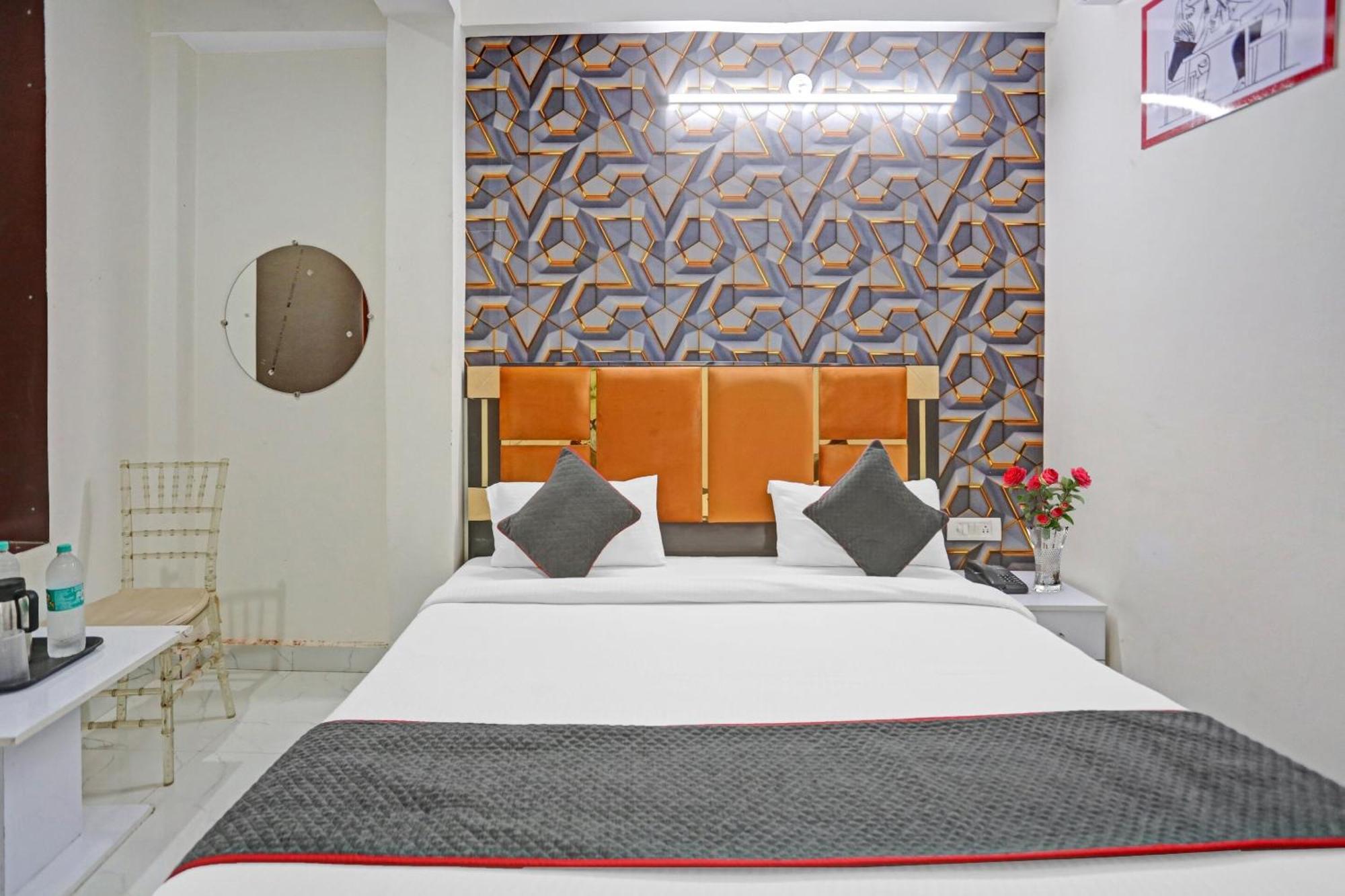 Hotel O Heritage Inn Noida Eksteriør billede